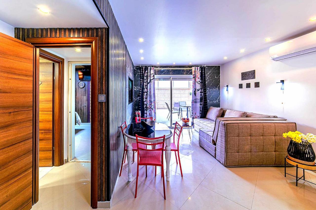 Milana'S Deluxe With Big Patio And Pool Daire Eilat Dış mekan fotoğraf